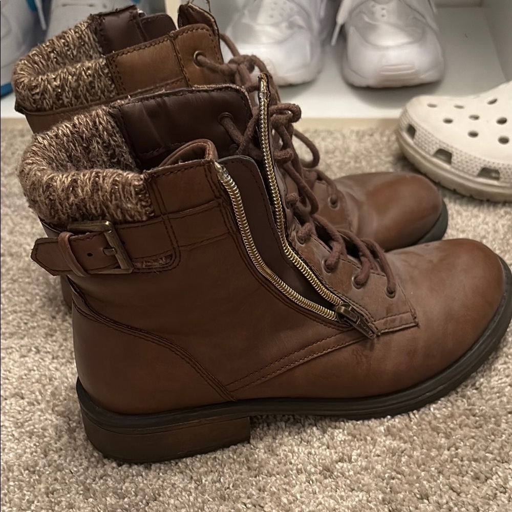 Brown Leather Ankle Boots with Knit Cuff